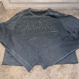 Men’s Lululemon long sleeve New York shirt